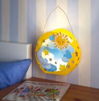 folia 68101 - Laternen-Bastelset, Sonne, Mond & Sterne, inklusive Laternenstab und LED Licht, bunt