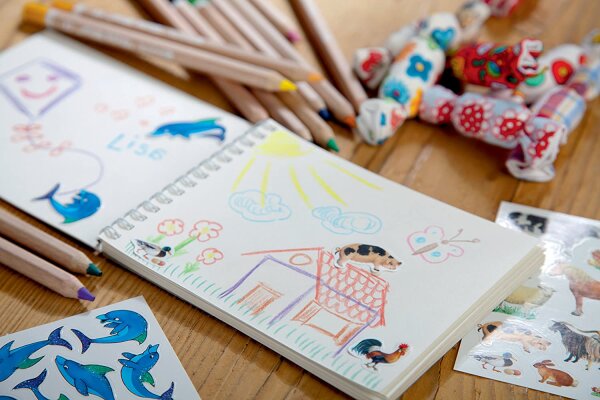 24 personalisierte Aufkleber Schule – mit Igel – Papierdrachen