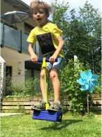 Schildkröt® Fun Jumper, quietschender Bungee Jumper aus Schaumstoff mit weichen Griffen, Hüpf-Spaß für Kinder ab 3 Jahren, nominiert zum “Top 10 Spielzeug“, 970306