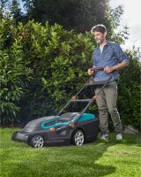 Gardena PowerMax 1800/42 Elektrorasenmäher: Rasenmäher bis 800 m², 42 cm Schnittbreite, 45 l Fassungsvolumen, Schnitthöhe 20-60 mm, klappbares Gestänge, ergonomischer Handgriff (5042-20)