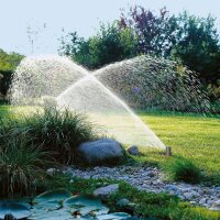 Gardena Sprinklersystem Turbinen Versenkregner T200: Bewässerungssystem für mittelgroße Rasenflächen bis 200 m², mit Einstellbarer Wurfweite (5-8 m) und stufenloser Sektoreneinstellung (8203-29)