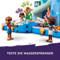 LEGO Friends Heartlake City Wasserpark, Outdoor-Spielset für Mädchen und Jungen ab 8 Jahren, kreatives Spielerlebnis mit 3 Spielfiguren, Mikro-Spielfigur, 3 Rutschen und Whirlpool 42630