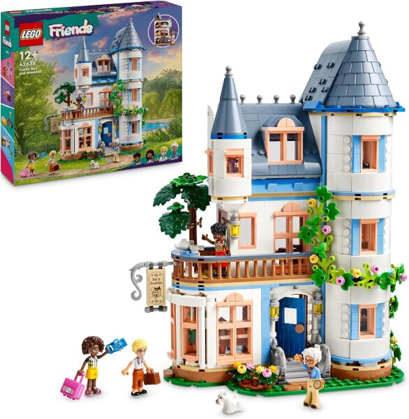 LEGO Friends Burg mit Ferienunterkunft, Hotel-Spielset für Kinder und Teenager ab 12 Jahren mit 4 Spielfiguren, Hund und Zubehör, Geschenkidee für Mädchen und Jungen 42638