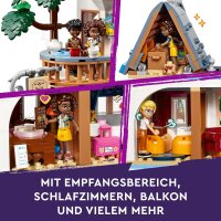 LEGO Friends Burg mit Ferienunterkunft, Hotel-Spielset für Kinder und Teenager ab 12 Jahren mit 4 Spielfiguren, Hund und Zubehör, Geschenkidee für Mädchen und Jungen 42638