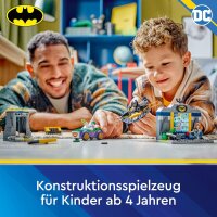 LEGO DC Batman Bathöhle mit Batman, Batgirl und Joker, Superhelden-Spielzeug, Spielzeugauto für Jungen, Mädchen und Junge Superhelden ab 4 Jahren 76272